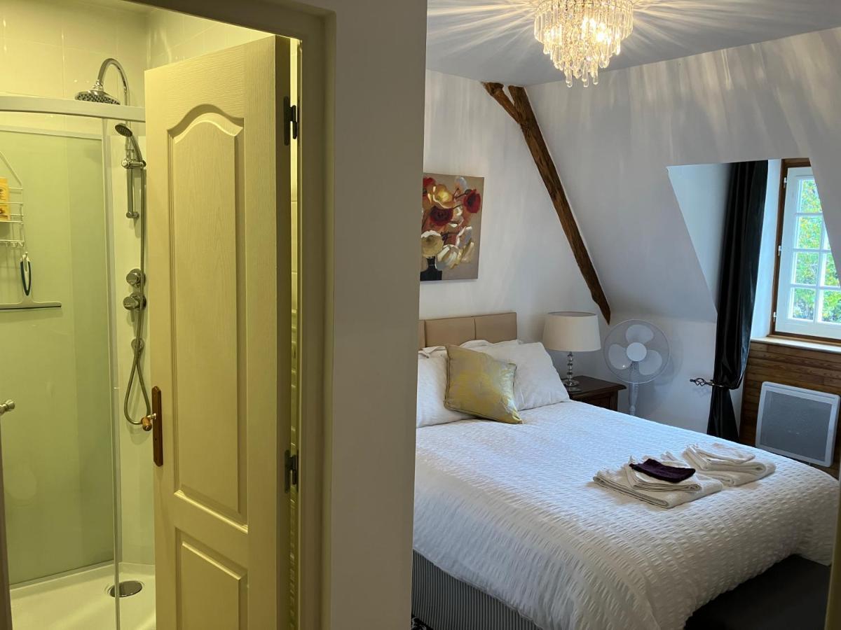 Вилла La Tuilerie Grange (Adults Only) Ле-Бюг Экстерьер фото